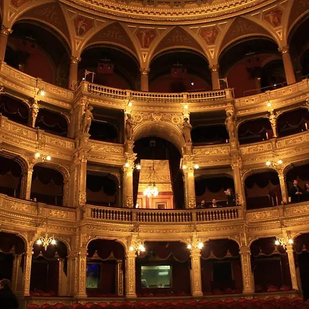 아파트 Little Americas Westend