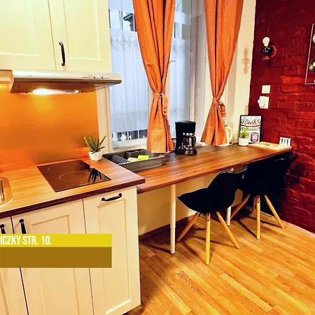 아파트 Little Americas Westend