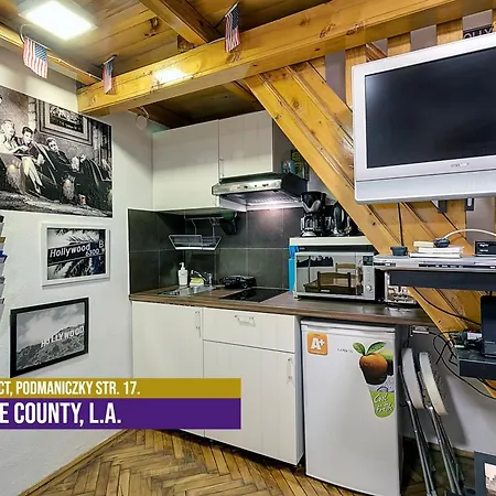 Little Americas Westend 아파트 *