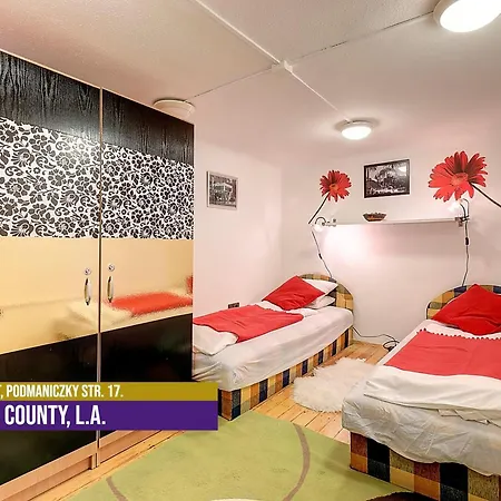 Little Americas Westend *