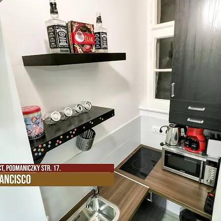 아파트 Little Americas Westend *