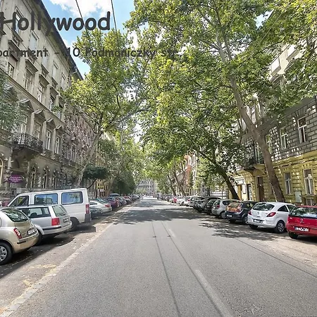 아파트 Little Americas Westend