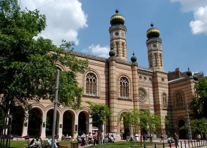 Little Americas Westend Апартаменты Будапешт