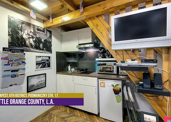 Little Americas Westend Апартаменты *