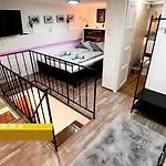 Little Americas Westend Apartamento