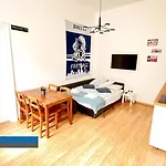 Little Americas Westend Apartamento Budapest